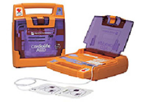 AEDを使えますか? AED実機イメージ